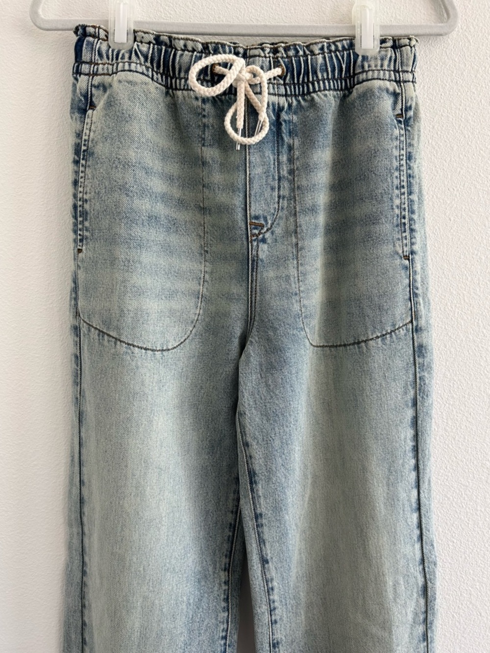 GRLFRND Kai Relaxed Jogger Jeans - Picture 3 of 7